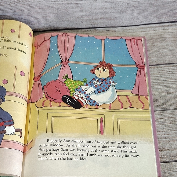 Raggedy Ann & Andy Book - Sam Lamb Moves Away - Picture 4 of 8